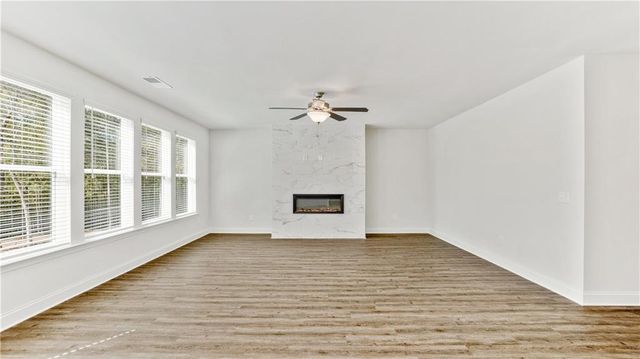 476 Lawson Drive, Mansfield, GA 30055