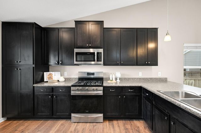 15149 Emory Circle, Apple Valley, MN 55124