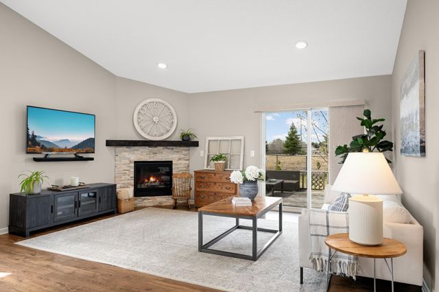 15149 Emory Circle, Apple Valley, MN 55124