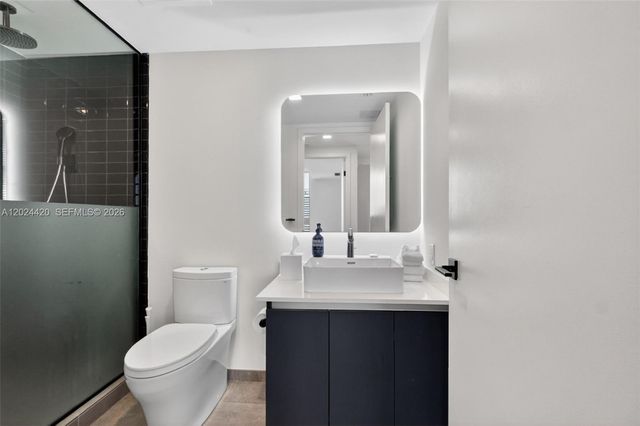 227 NE 2nd St 2805, Miami, FL 33132