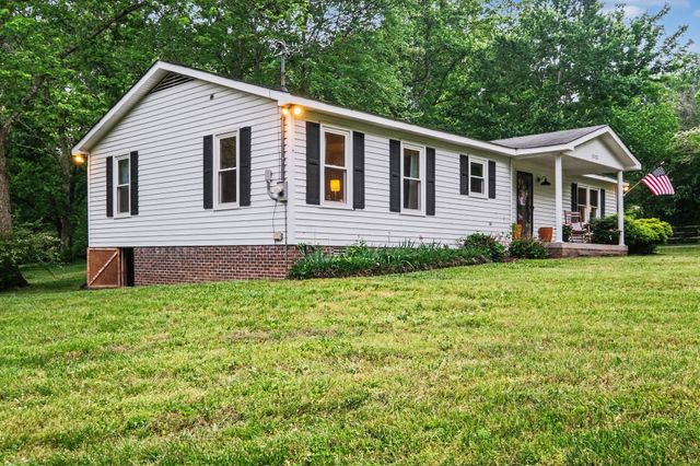 2020 Estes Ln, Columbia, TN 38401