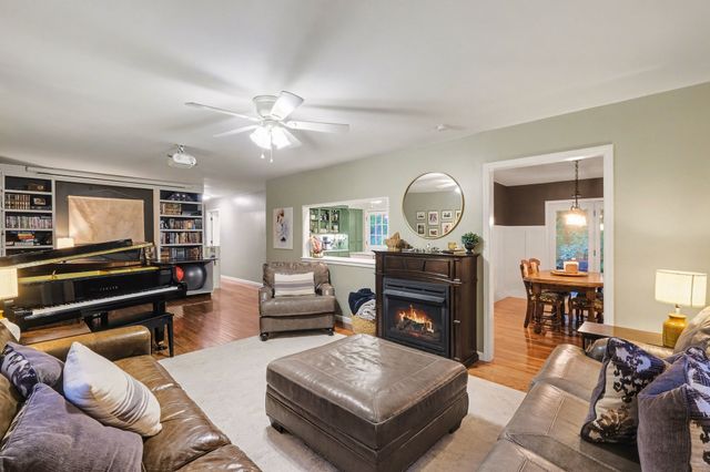 2020 Estes Ln, Columbia, TN 38401