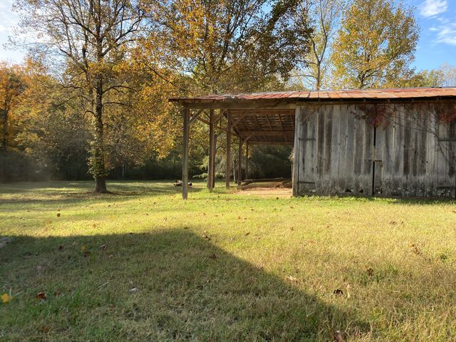 2020 Estes Ln, Columbia, TN 38401