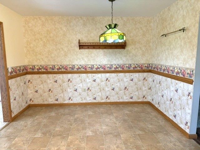 2258 SAINT ANDREW Drive, Erie, PA 16509