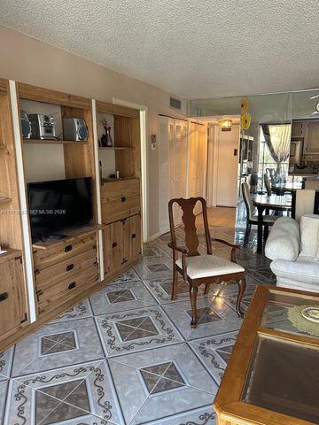 3821 Environ Blvd 202, Lauderhill, FL 33319