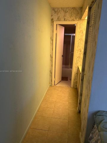 3821 Environ Blvd 202, Lauderhill, FL 33319