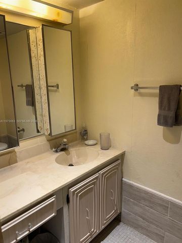 3821 Environ Blvd 202, Lauderhill, FL 33319