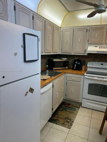 3821 Environ Blvd 202, Lauderhill, FL 33319