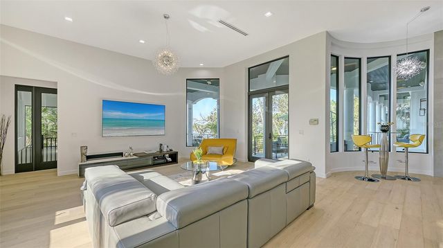 1540 HILLVIEW DRIVE, Sarasota, FL 34239