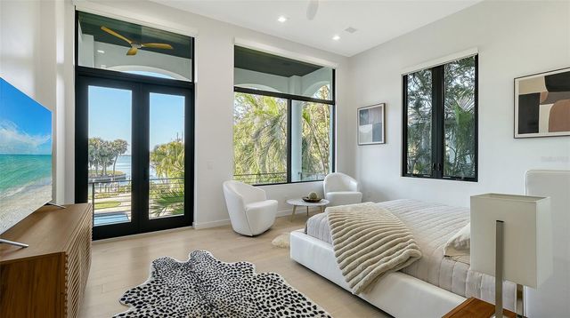 1540 HILLVIEW DRIVE, Sarasota, FL 34239