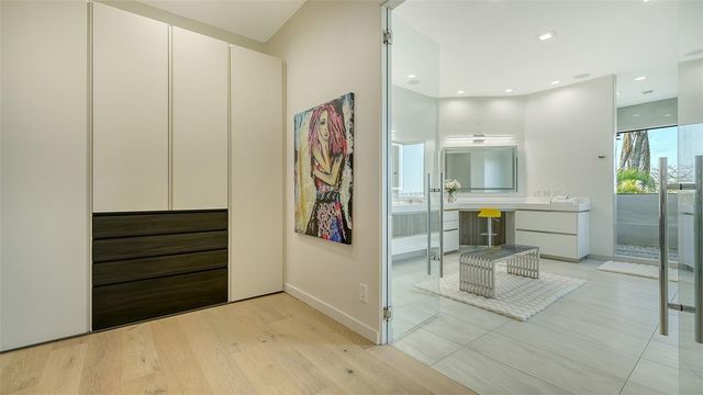 1540 HILLVIEW DRIVE, Sarasota, FL 34239