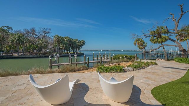 1540 HILLVIEW DRIVE, Sarasota, FL 34239