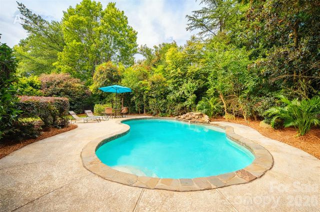12319 Summer Breeze Court, Charlotte, NC 28277
