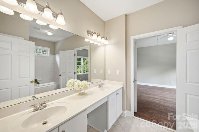 12319 Summer Breeze Court, Charlotte, NC 28277