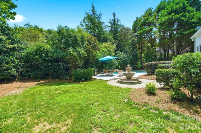 12319 Summer Breeze Court, Charlotte, NC 28277