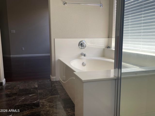 844 S Roca Court NW, Gilbert, AZ 85296