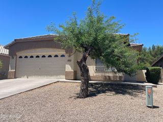 844 S Roca Court NW, Gilbert, AZ 85296