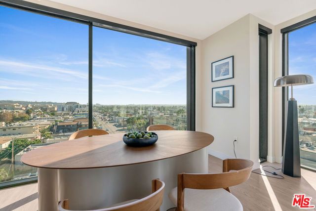 3688 Overland Avenue 624, Los Angeles, CA 90034