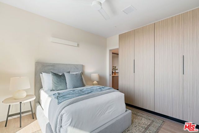 3688 Overland Avenue 624, Los Angeles, CA 90034