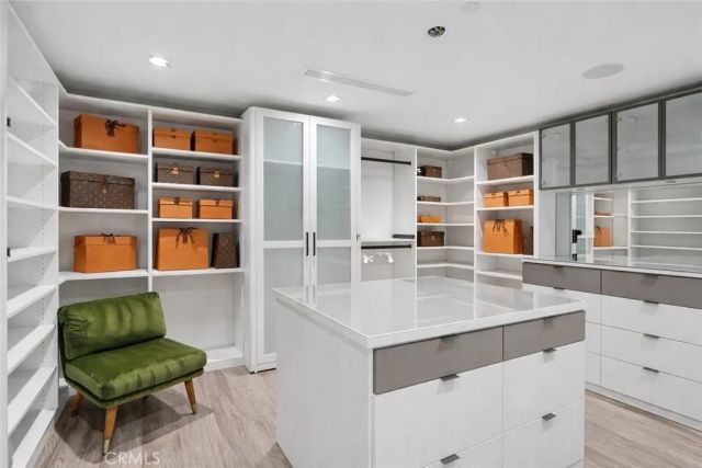 23670 Park Andorra, Calabasas, CA 91302