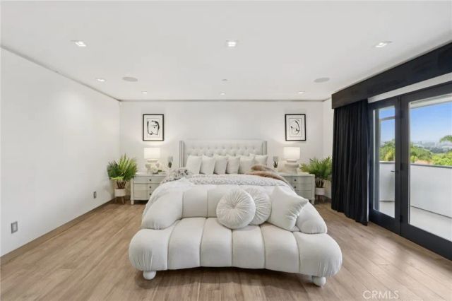 23670 Park Andorra, Calabasas, CA 91302