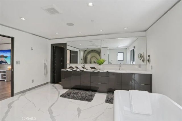 23670 Park Andorra, Calabasas, CA 91302