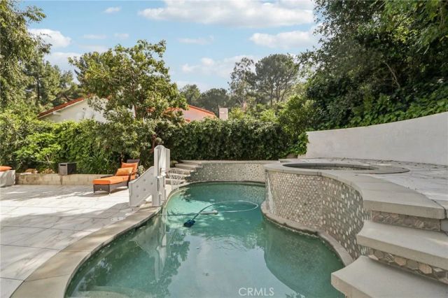 23670 Park Andorra, Calabasas, CA 91302