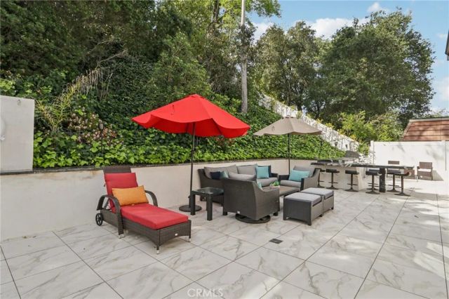 23670 Park Andorra, Calabasas, CA 91302