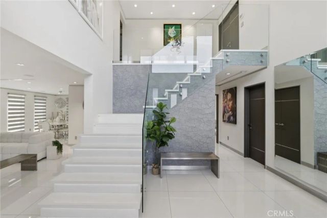 23670 Park Andorra, Calabasas, CA 91302
