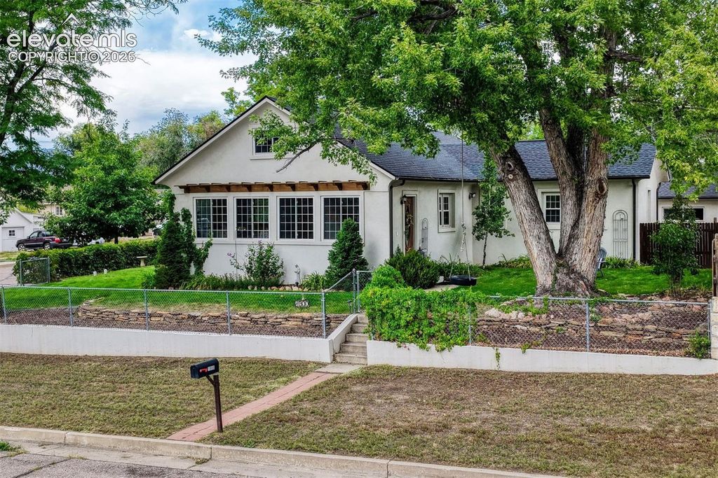 1900 E San Rafael Street, Colorado Springs, CO 80909 — exterior