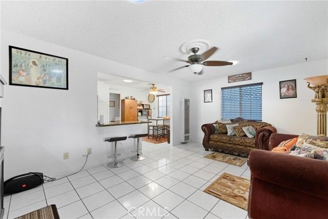 8211 Wilbarn, Paramount, CA 90723