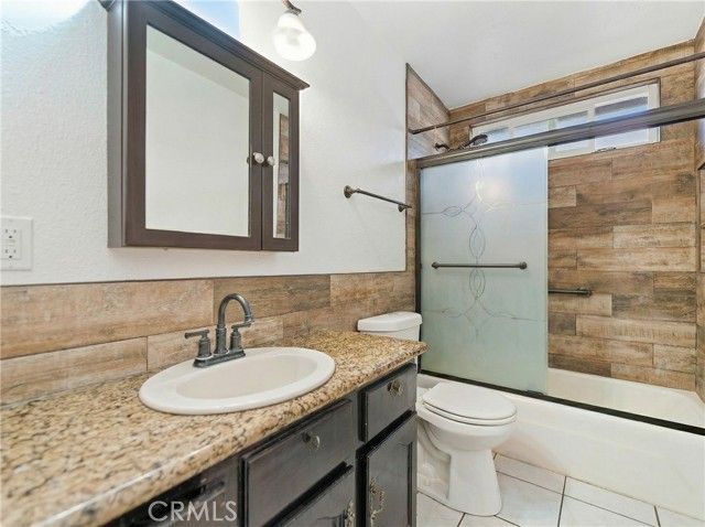 8211 Wilbarn, Paramount, CA 90723