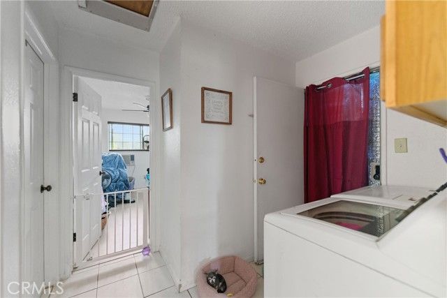 8211 Wilbarn, Paramount, CA 90723