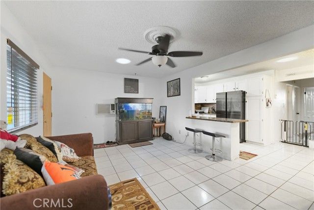 8211 Wilbarn, Paramount, CA 90723