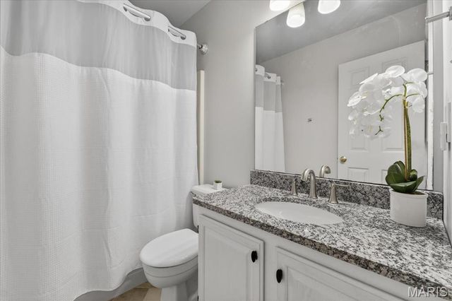 481 Saint Thomas Isle Lane, Wildwood, MO 63040