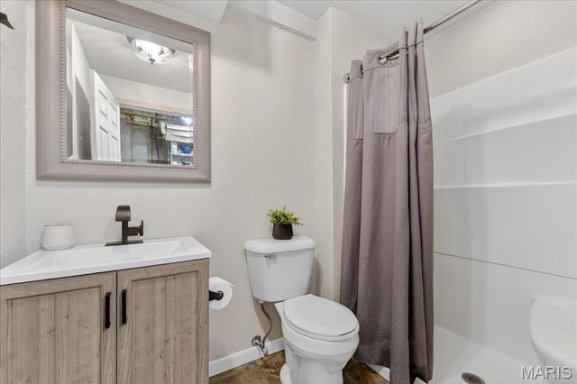 481 Saint Thomas Isle Lane, Wildwood, MO 63040