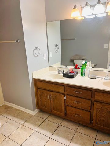 106 Amesbury Drive, Harvest, AL 35749