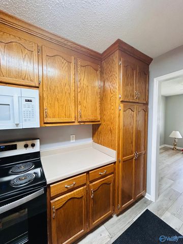 106 Amesbury Drive, Harvest, AL 35749