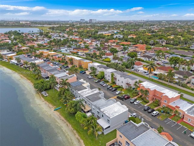 12427 NW 7th Lane, Miami, FL 33182