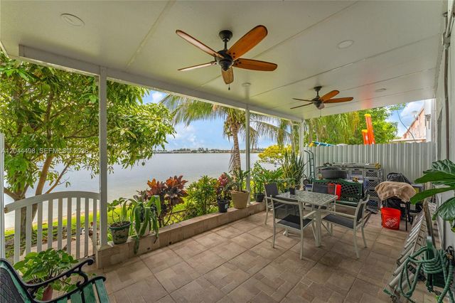 12427 NW 7th Lane, Miami, FL 33182