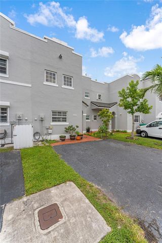 12427 NW 7th Lane, Miami, FL 33182