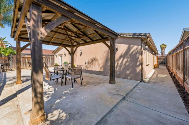 40489 Davis Street, Fremont, CA 94538