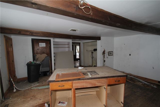 16758 Kenmore Road, Kendall, NY 14476