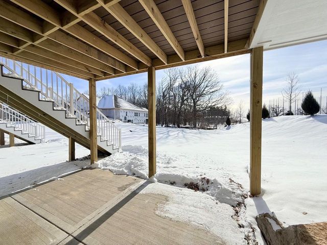 849 Deer Hollow Court, Deforest, WI 53532