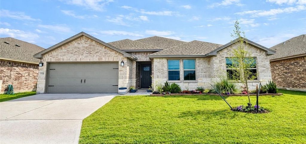1322 London Towne Blvd, Corpus Christi, TX 78415 — exterior
