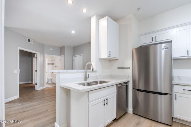 1701 E COLTER Street 218, Phoenix, AZ 85016