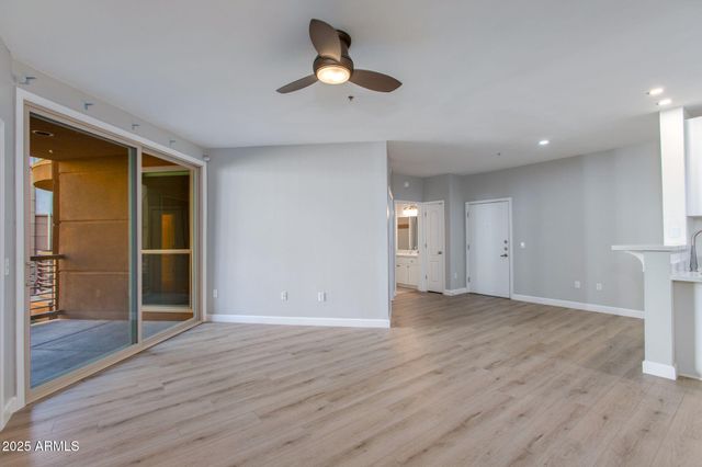 1701 E COLTER Street 218, Phoenix, AZ 85016