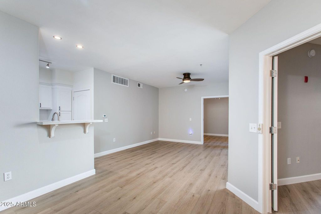 1701 E COLTER Street 218, Phoenix, AZ 85016