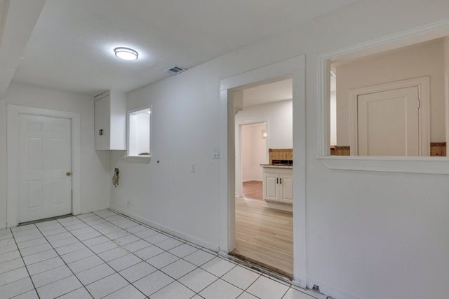 617 Wilson Street, Lancaster, TX 75146