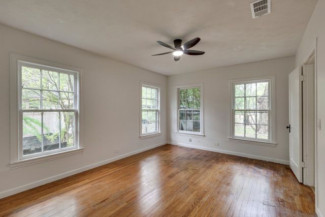 617 Wilson Street, Lancaster, TX 75146